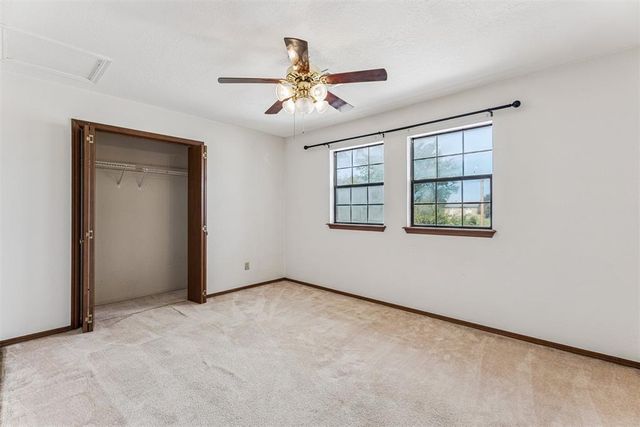 2361 Heatherfield Lane, Norman, OK 73071