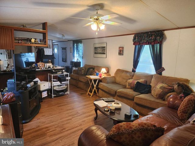 14121 ZINNIA LANE, Hagerstown, MD 21742
