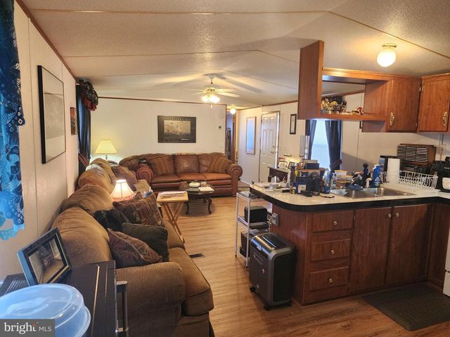 14121 ZINNIA LANE, Hagerstown, MD 21742