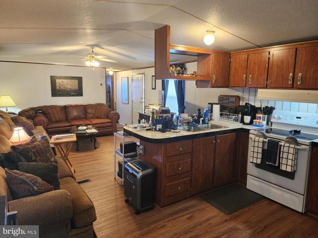 14121 ZINNIA LANE, Hagerstown, MD 21742
