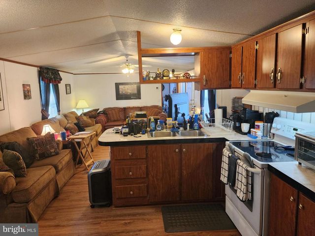 14121 ZINNIA LANE, Hagerstown, MD 21742