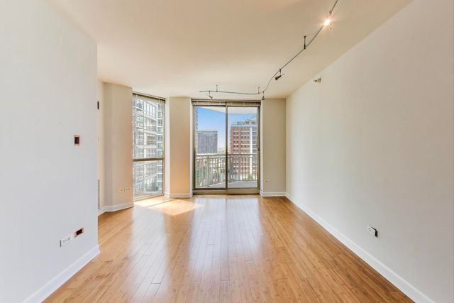 645 N Kingsbury Street 1107, Chicago, IL 60654