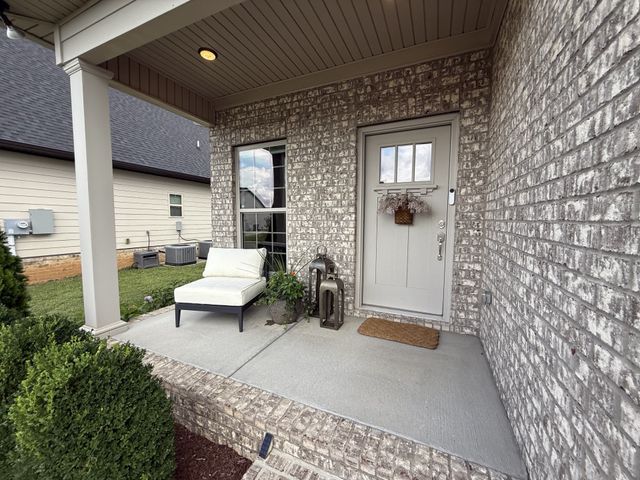 2514 Sandstone Cir, Murfreesboro, TN 37130