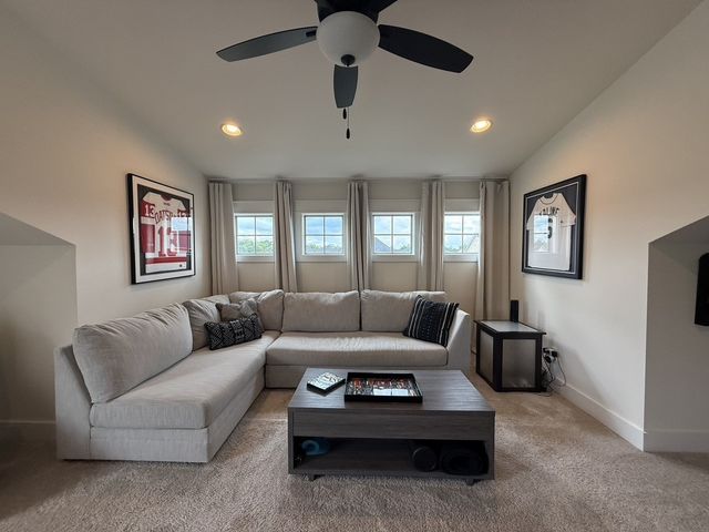 2514 Sandstone Cir, Murfreesboro, TN 37130