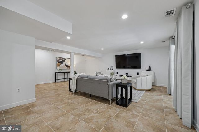 2817 JUTLAND RD, Kensington, MD 20895