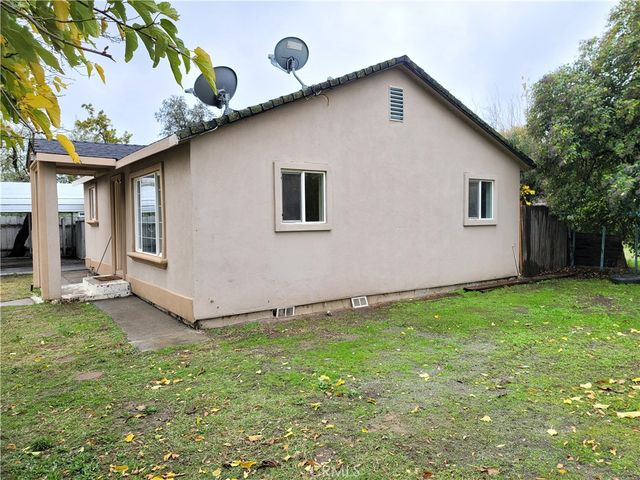 1308 Pear Street, Corning, CA 96021