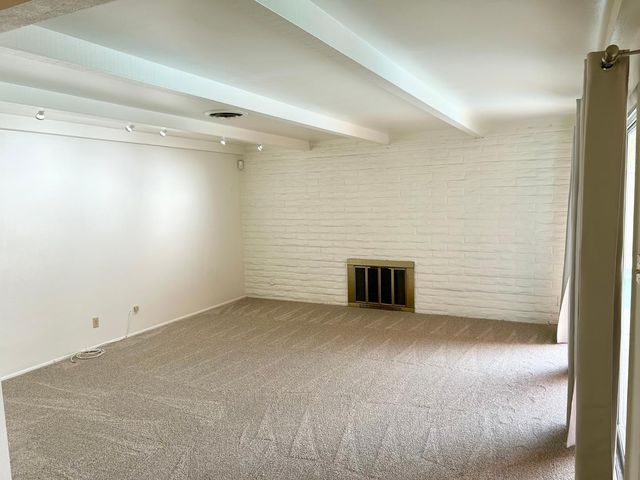 2601 E Cinnabar Avenue, Phoenix, AZ 85028