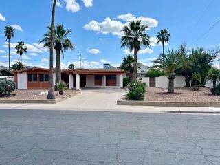 2601 E Cinnabar Avenue, Phoenix, AZ 85028