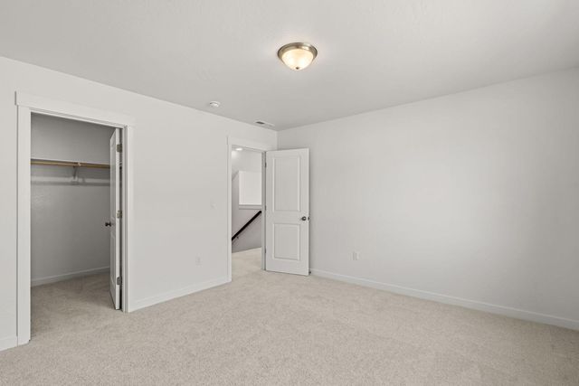 1159 Pumpkin Ridge Drive 323, Eagle Point, OR 97524