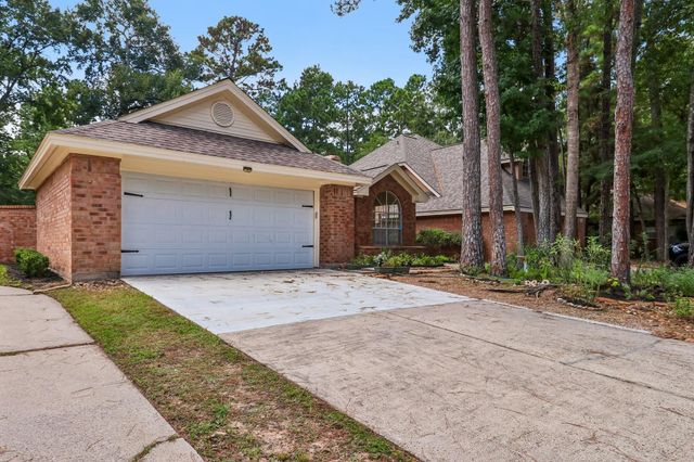 26 Cedar Chase Place, The Woodlands, TX 77381
