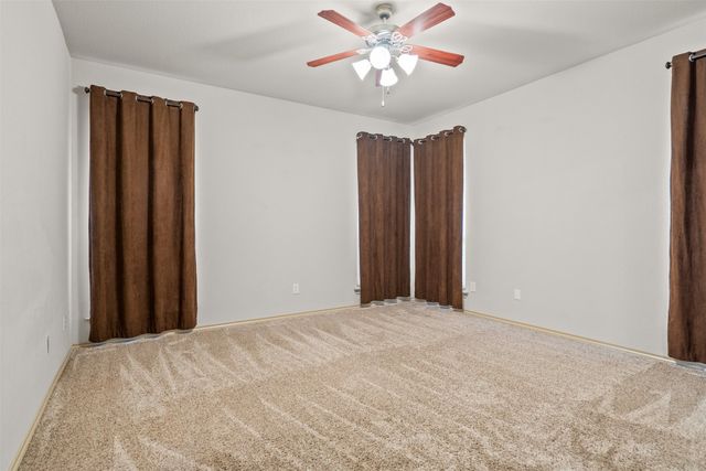 3200 Stonecrop Trail, Denton, TX 76226