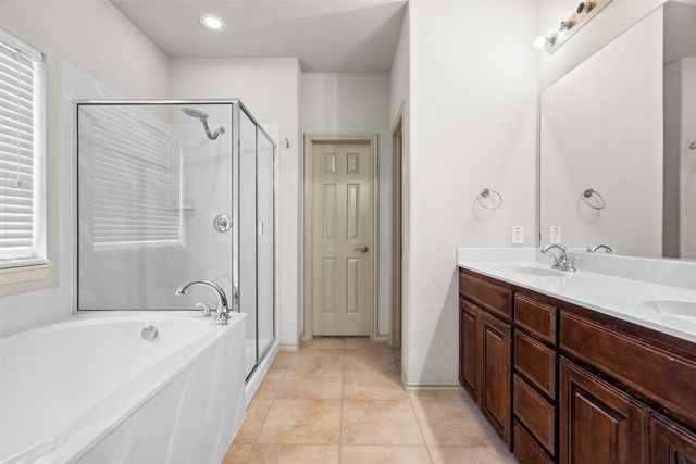 3200 Stonecrop Trail, Denton, TX 76226