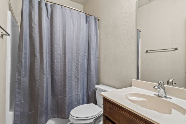 3200 Stonecrop Trail, Denton, TX 76226