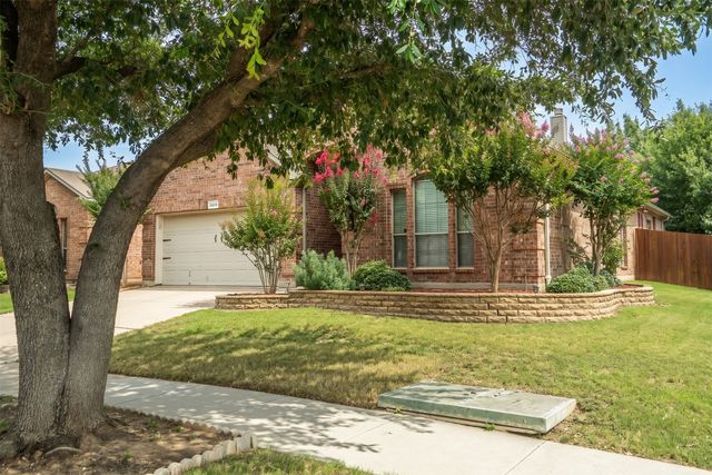 3200 Stonecrop Trail, Denton, TX 76226