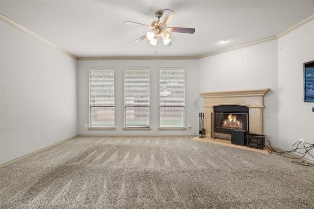 3200 Stonecrop Trail, Denton, TX 76226