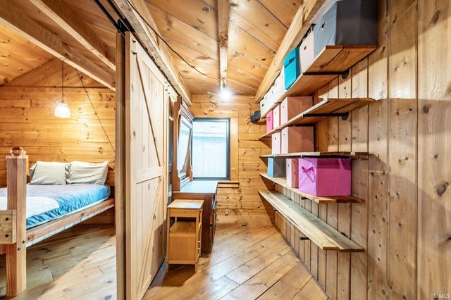 W17 377 EMS Lane, North Webster, IN 46555