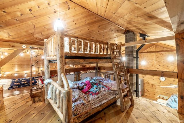 W17 377 EMS Lane, North Webster, IN 46555