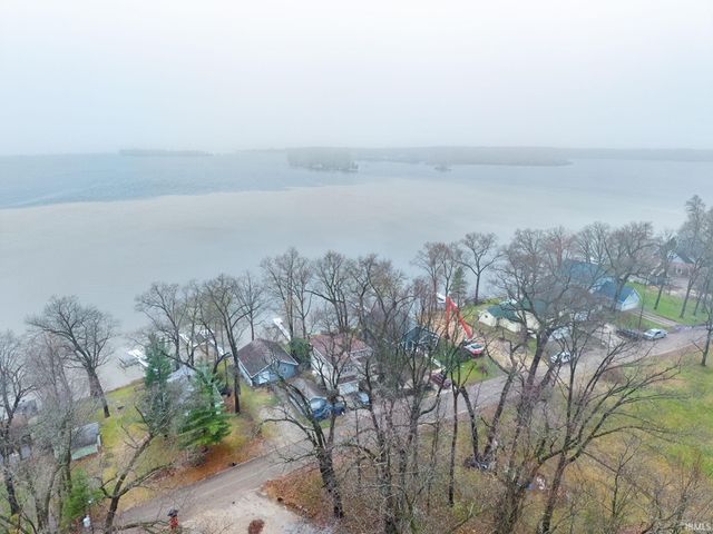 W17 377 EMS Lane, North Webster, IN 46555