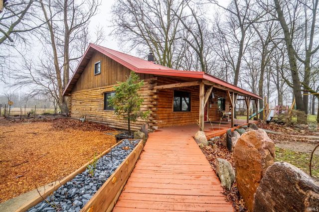 W17 377 EMS Lane, North Webster, IN 46555