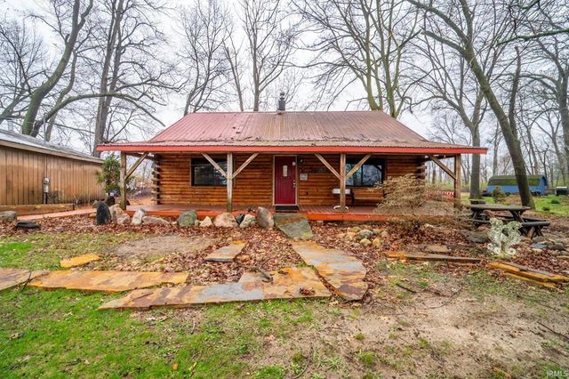 W17 377 EMS Lane, North Webster, IN 46555