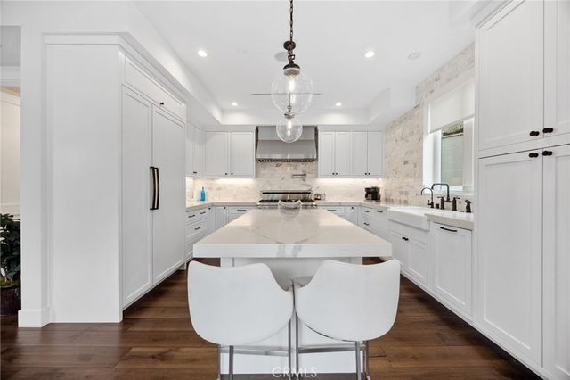 2801 Bayside Drive, Corona Del Mar, CA 92625