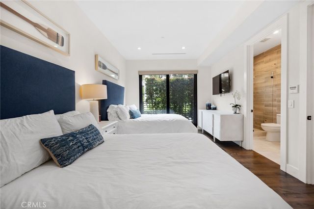 2801 Bayside Drive, Corona Del Mar, CA 92625