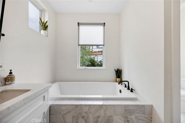 2801 Bayside Drive, Corona Del Mar, CA 92625