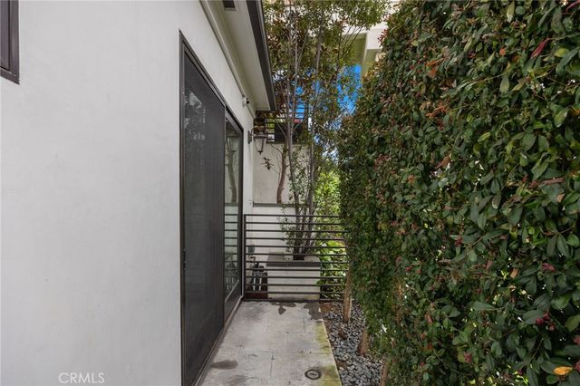 2801 Bayside Drive, Corona Del Mar, CA 92625