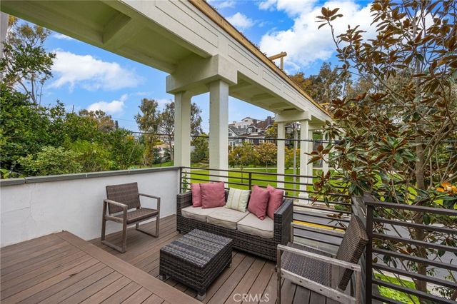 2801 Bayside Drive, Corona Del Mar, CA 92625