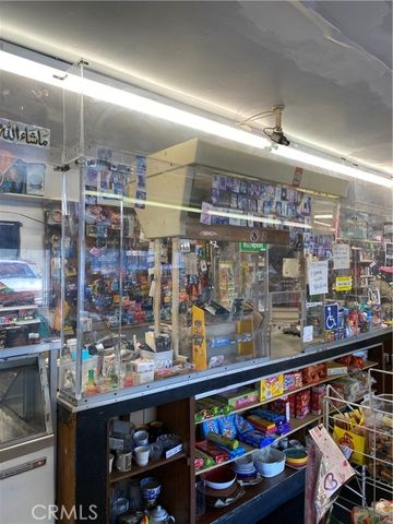 10201 S Vermont, Los Angeles, CA 90044