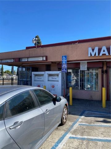 10201 S Vermont, Los Angeles, CA 90044