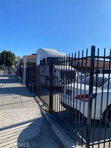 10201 S Vermont, Los Angeles, CA 90044