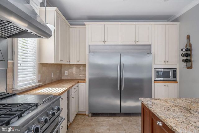 614 CORNWALLIS AVE, Locust Grove, VA 22508
