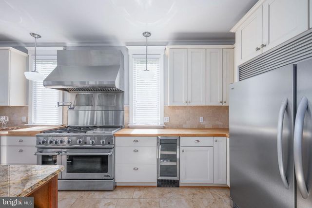 614 CORNWALLIS AVE, Locust Grove, VA 22508