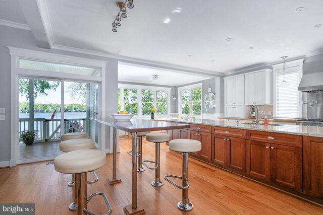614 CORNWALLIS AVE, Locust Grove, VA 22508