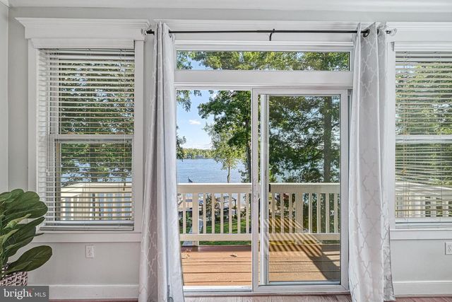 614 CORNWALLIS AVE, Locust Grove, VA 22508