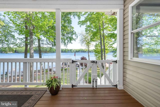 614 CORNWALLIS AVE, Locust Grove, VA 22508