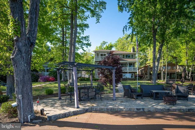 614 CORNWALLIS AVE, Locust Grove, VA 22508