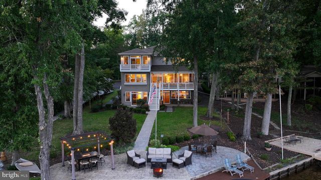 614 CORNWALLIS AVE, Locust Grove, VA 22508
