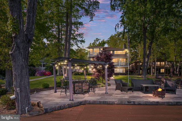 614 CORNWALLIS AVE, Locust Grove, VA 22508