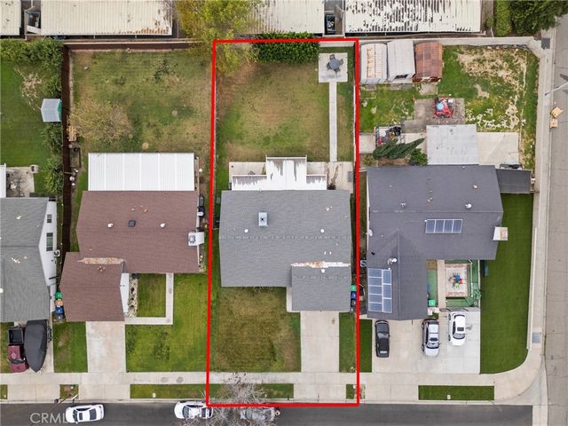 1111 Mountain View, Colton, CA 92324