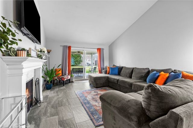 1111 Mountain View, Colton, CA 92324