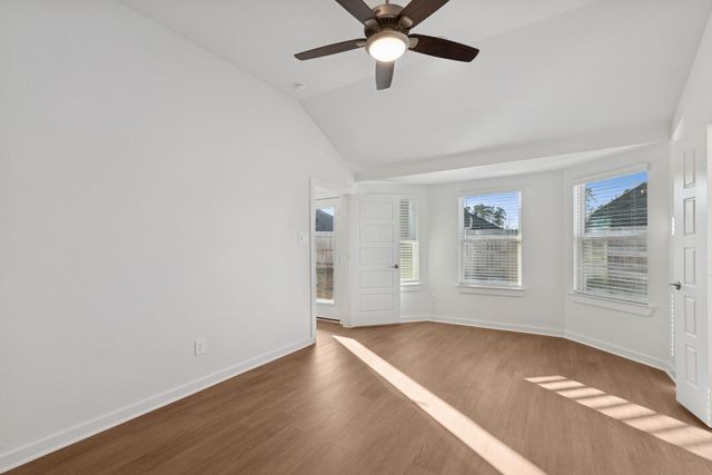 237 Draper Shadows Drive, Willis, TX 77378