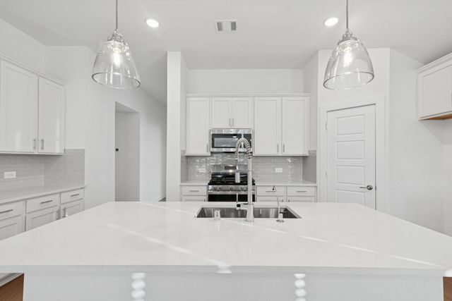 237 Draper Shadows Drive, Willis, TX 77378