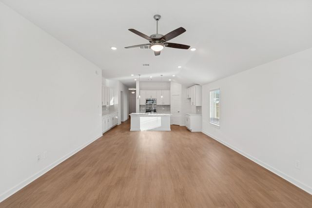 237 Draper Shadows Drive, Willis, TX 77378