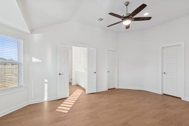 237 Draper Shadows Drive, Willis, TX 77378