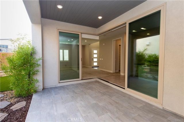 153 Scale, Irvine, CA 92618