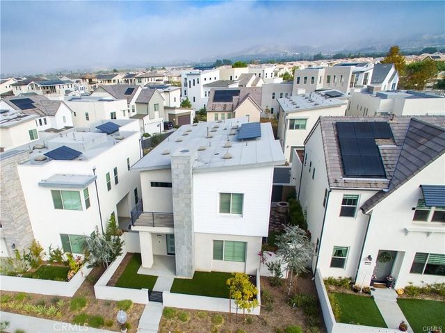 153 Scale, Irvine, CA 92618