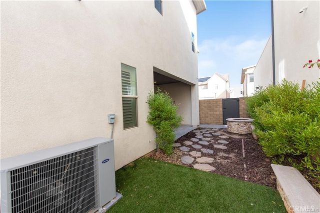 153 Scale, Irvine, CA 92618