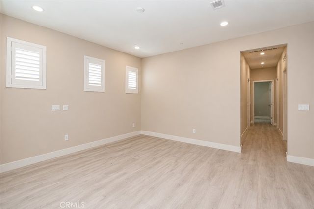 153 Scale, Irvine, CA 92618